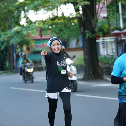 Race photo from VIBES AND STRENGTH CAMP ABR 2025