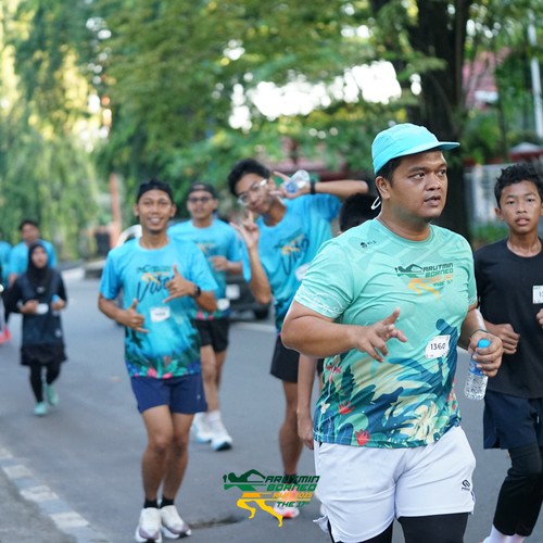 Race photo from VIBES AND STRENGTH CAMP ABR 2025
