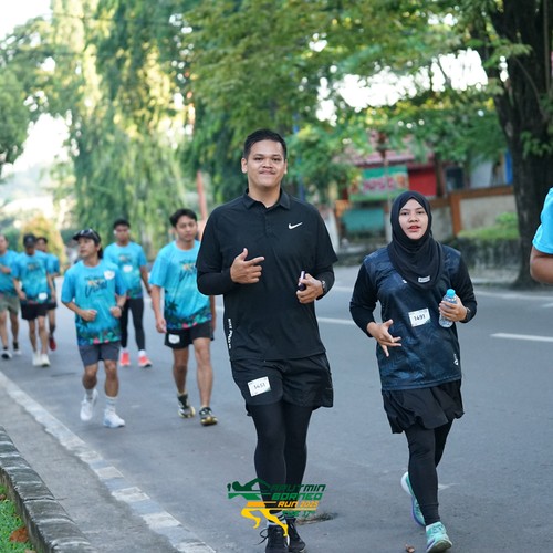 Race photo from VIBES AND STRENGTH CAMP ABR 2025