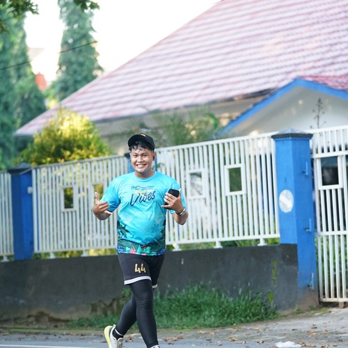 Race photo from VIBES AND STRENGTH CAMP ABR 2025