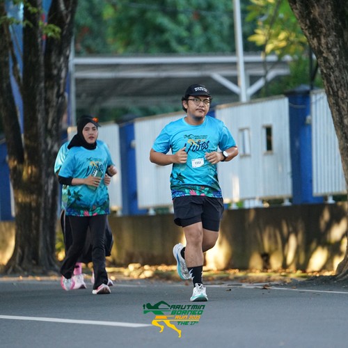 Race photo from VIBES AND STRENGTH CAMP ABR 2025