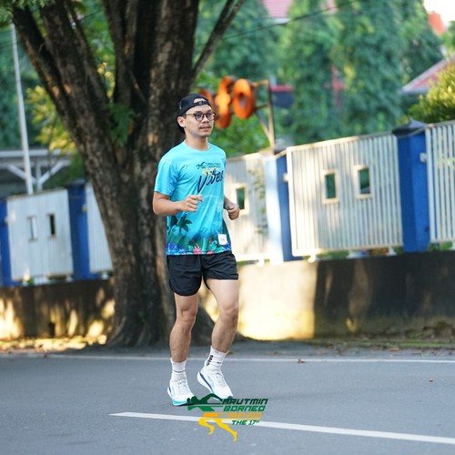 Race photo from VIBES AND STRENGTH CAMP ABR 2025