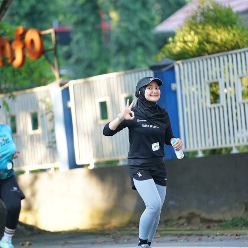 Race photo from VIBES AND STRENGTH CAMP ABR 2025