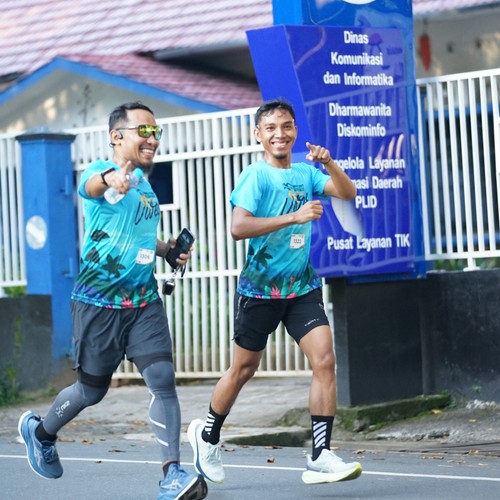 Race photo from VIBES AND STRENGTH CAMP ABR 2025