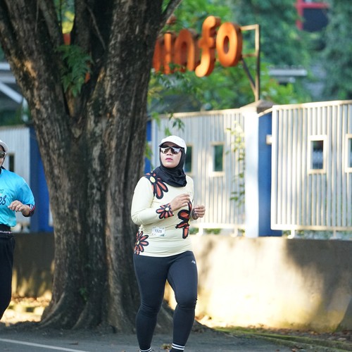 Race photo from VIBES AND STRENGTH CAMP ABR 2025
