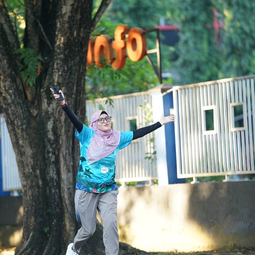 Race photo from VIBES AND STRENGTH CAMP ABR 2025