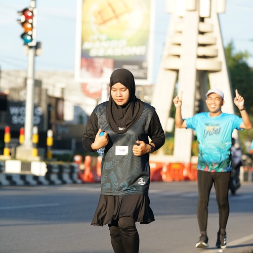 Race photo from VIBES AND STRENGTH CAMP ABR 2025