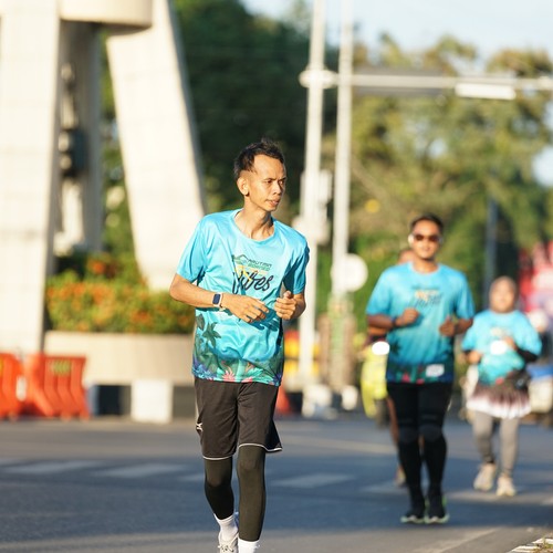 Race photo from VIBES AND STRENGTH CAMP ABR 2025