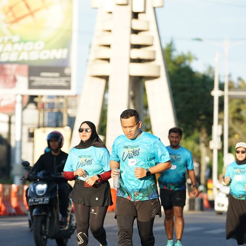 Race photo from VIBES AND STRENGTH CAMP ABR 2025