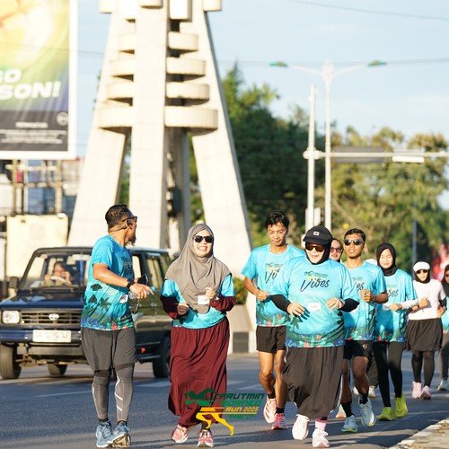 Race photo from VIBES AND STRENGTH CAMP ABR 2025