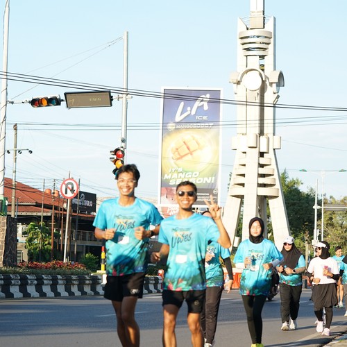 Race photo from VIBES AND STRENGTH CAMP ABR 2025