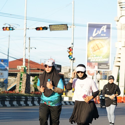 Race photo from VIBES AND STRENGTH CAMP ABR 2025
