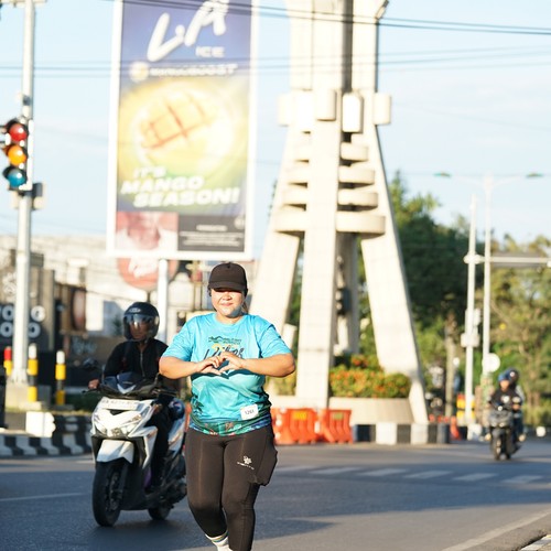 Race photo from VIBES AND STRENGTH CAMP ABR 2025