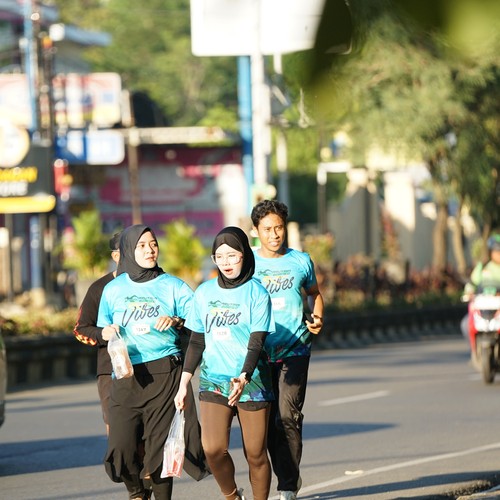 Race photo from VIBES AND STRENGTH CAMP ABR 2025