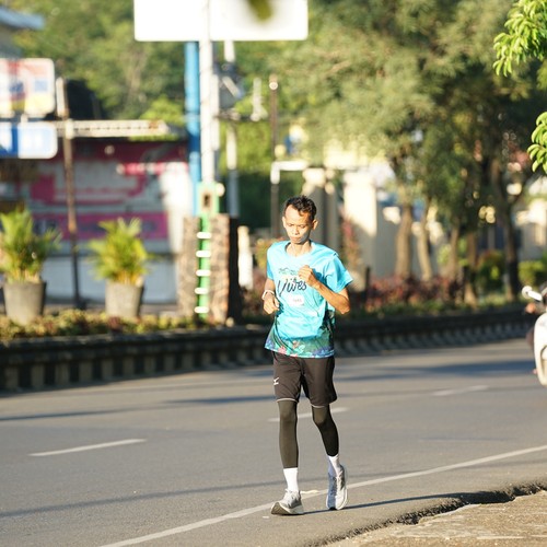 Race photo from VIBES AND STRENGTH CAMP ABR 2025