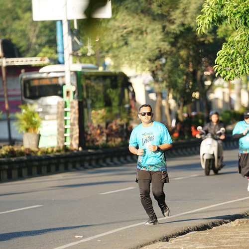 Race photo from VIBES AND STRENGTH CAMP ABR 2025
