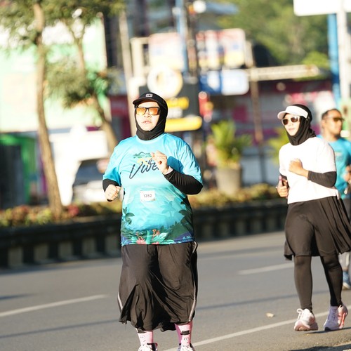 Race photo from VIBES AND STRENGTH CAMP ABR 2025