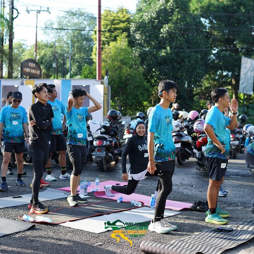 Race photo from VIBES AND STRENGTH CAMP ABR 2025
