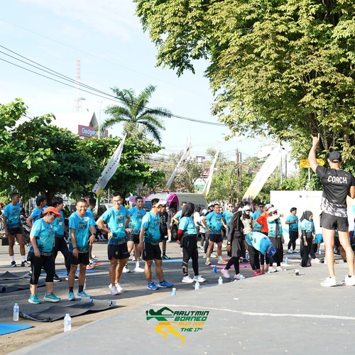 Race photo from VIBES AND STRENGTH CAMP ABR 2025