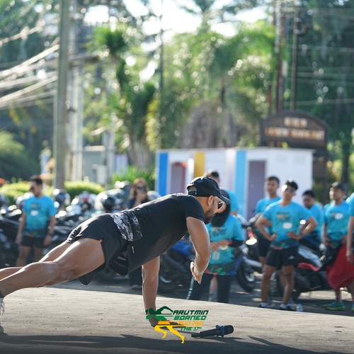 Race photo from VIBES AND STRENGTH CAMP ABR 2025