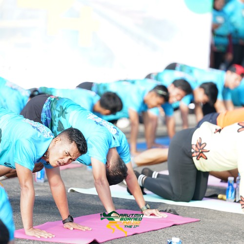 Race photo from VIBES AND STRENGTH CAMP ABR 2025