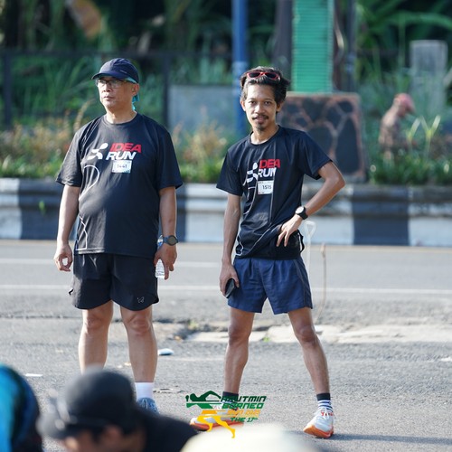 Race photo from VIBES AND STRENGTH CAMP ABR 2025