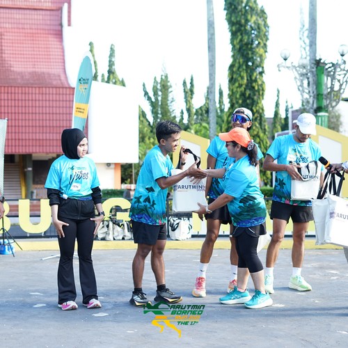 Race photo from VIBES AND STRENGTH CAMP ABR 2025