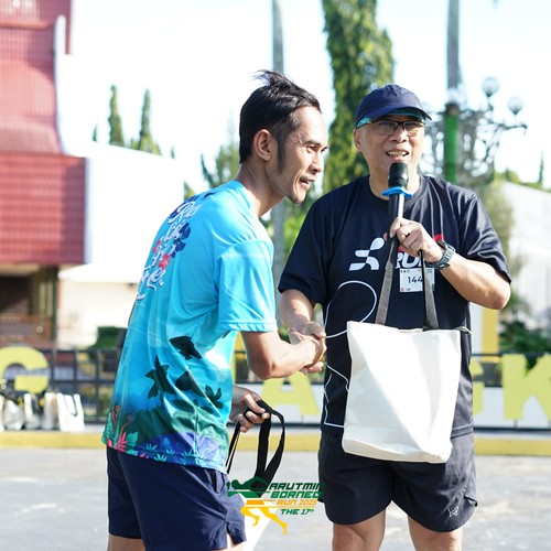 Race photo from VIBES AND STRENGTH CAMP ABR 2025