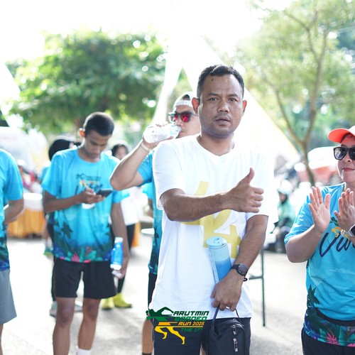 Race photo from VIBES AND STRENGTH CAMP ABR 2025