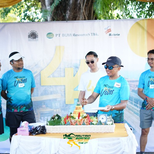 Race photo from VIBES AND STRENGTH CAMP ABR 2025
