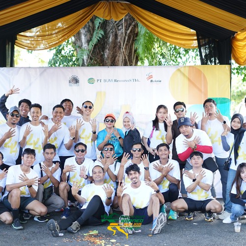 Race photo from VIBES AND STRENGTH CAMP ABR 2025