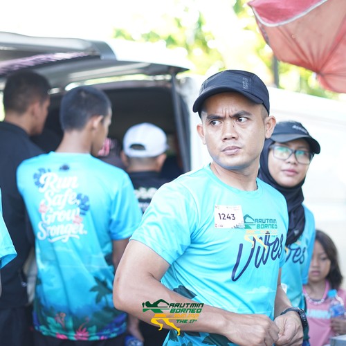 Race photo from VIBES AND STRENGTH CAMP ABR 2025