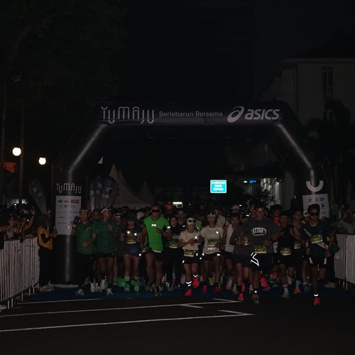 Race photo from Yumaju Berlebarun Besama ASICS