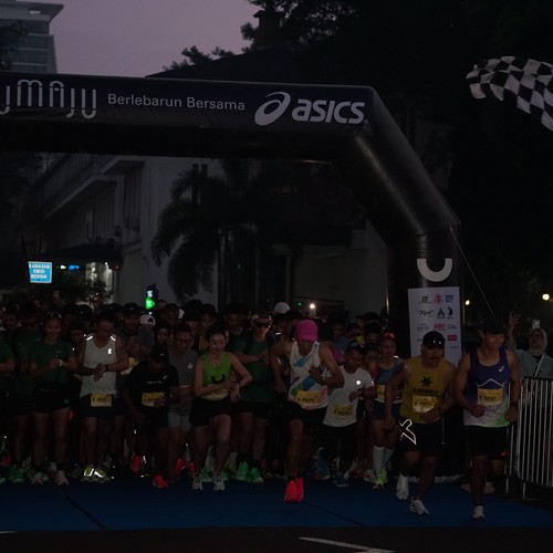 Race photo from Yumaju Berlebarun Besama ASICS