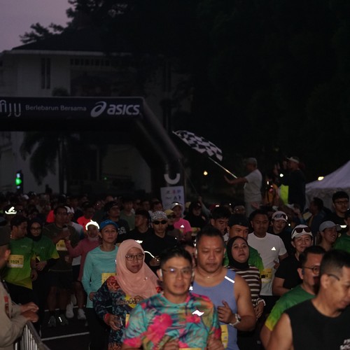 Race photo from Yumaju Berlebarun Besama ASICS