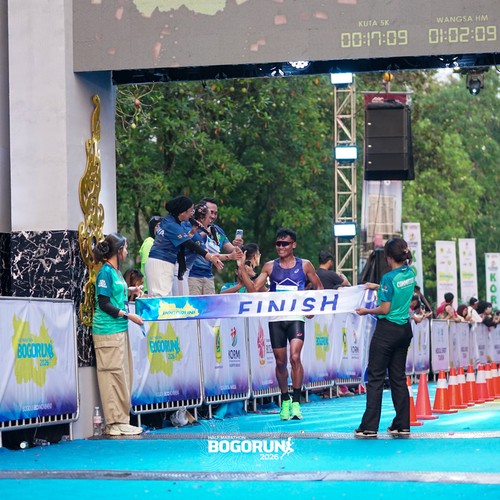 Race photo from BOGORUN 2026
