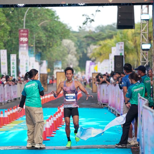 Race photo from BOGORUN 2026