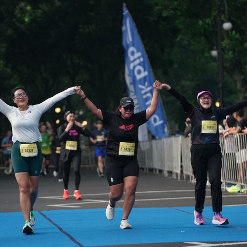 Race photo from Yumaju Berlebarun Besama ASICS
