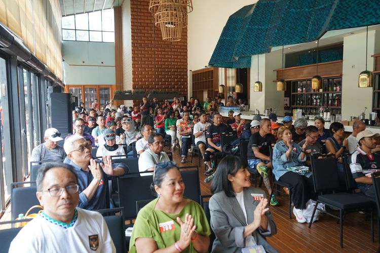 Race photo from Soft Launching Buku "Enggak Lari, Enggak Keren" & IdeaRun