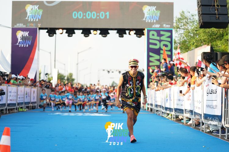 Race photo from PIK NITE RUN 2025