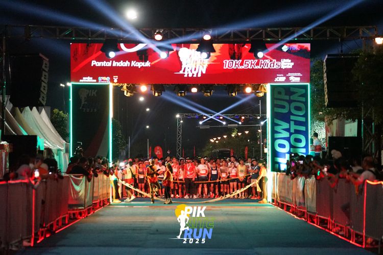Race photo from PIK NITE RUN 2025