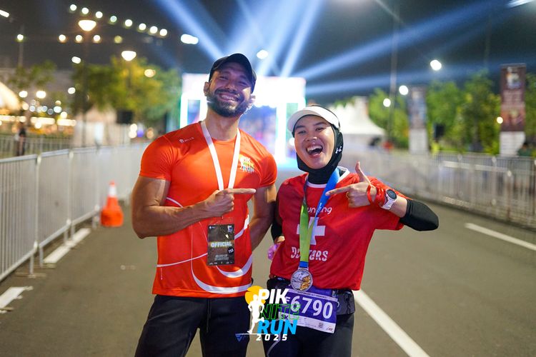 Race photo from PIK NITE RUN 2025