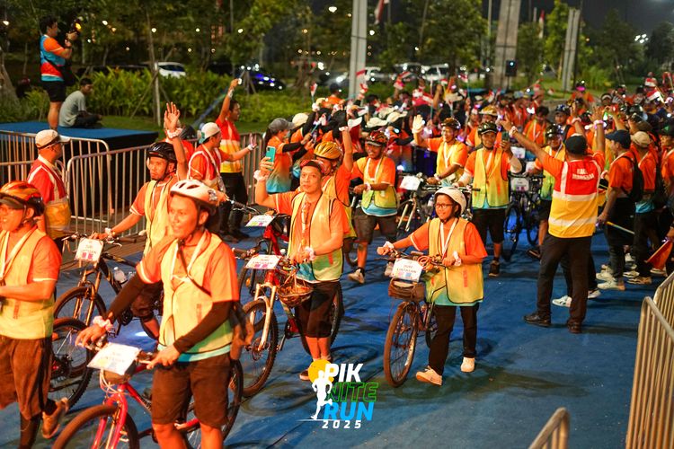 Race photo from PIK NITE RUN 2025