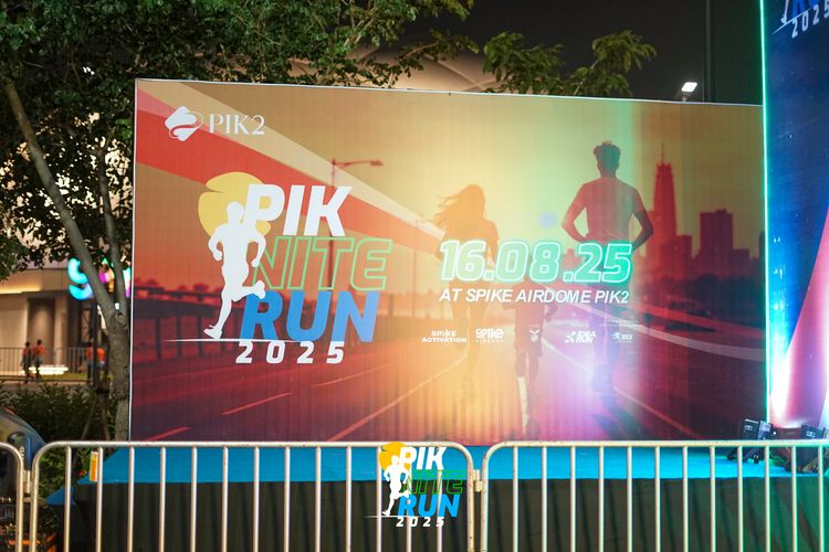 Race photo from PIK NITE RUN 2025