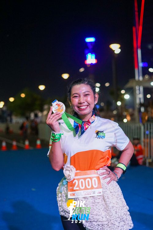Race photo from PIK NITE RUN 2025