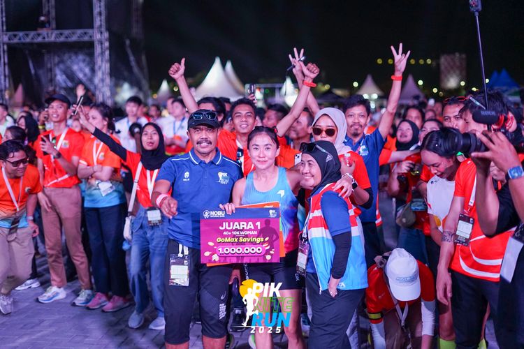 Race photo from PIK NITE RUN 2025