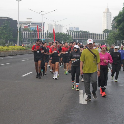Race photo from FIRST SUNDAY RUN