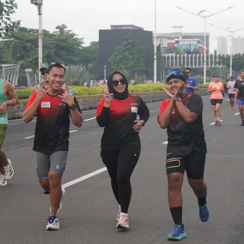 Race photo from FIRST SUNDAY RUN