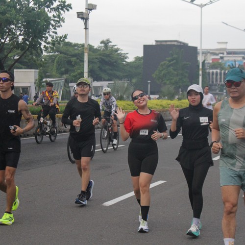 Race photo from FIRST SUNDAY RUN