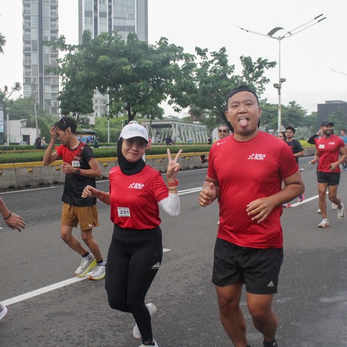 Race photo from FIRST SUNDAY RUN